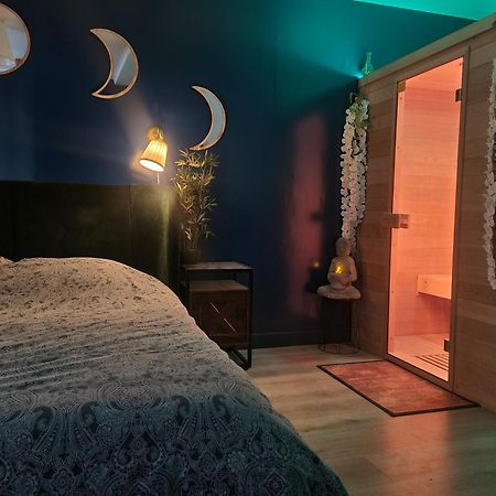 Sauna & Detente - Suite Privee - Tours - Netflix Екстериор снимка